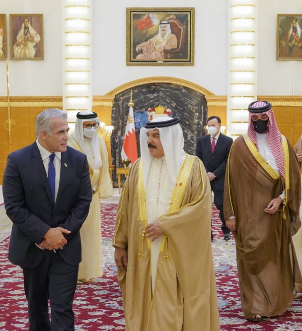 Bahraini King welcoming Israeli Minister of Foreign Affairs