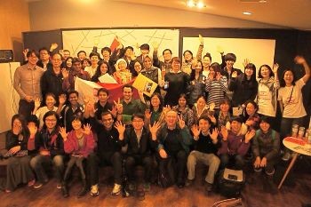 ����� ����