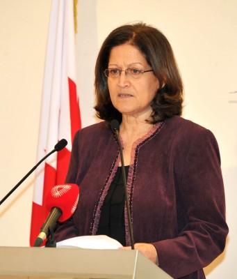 ����� ���